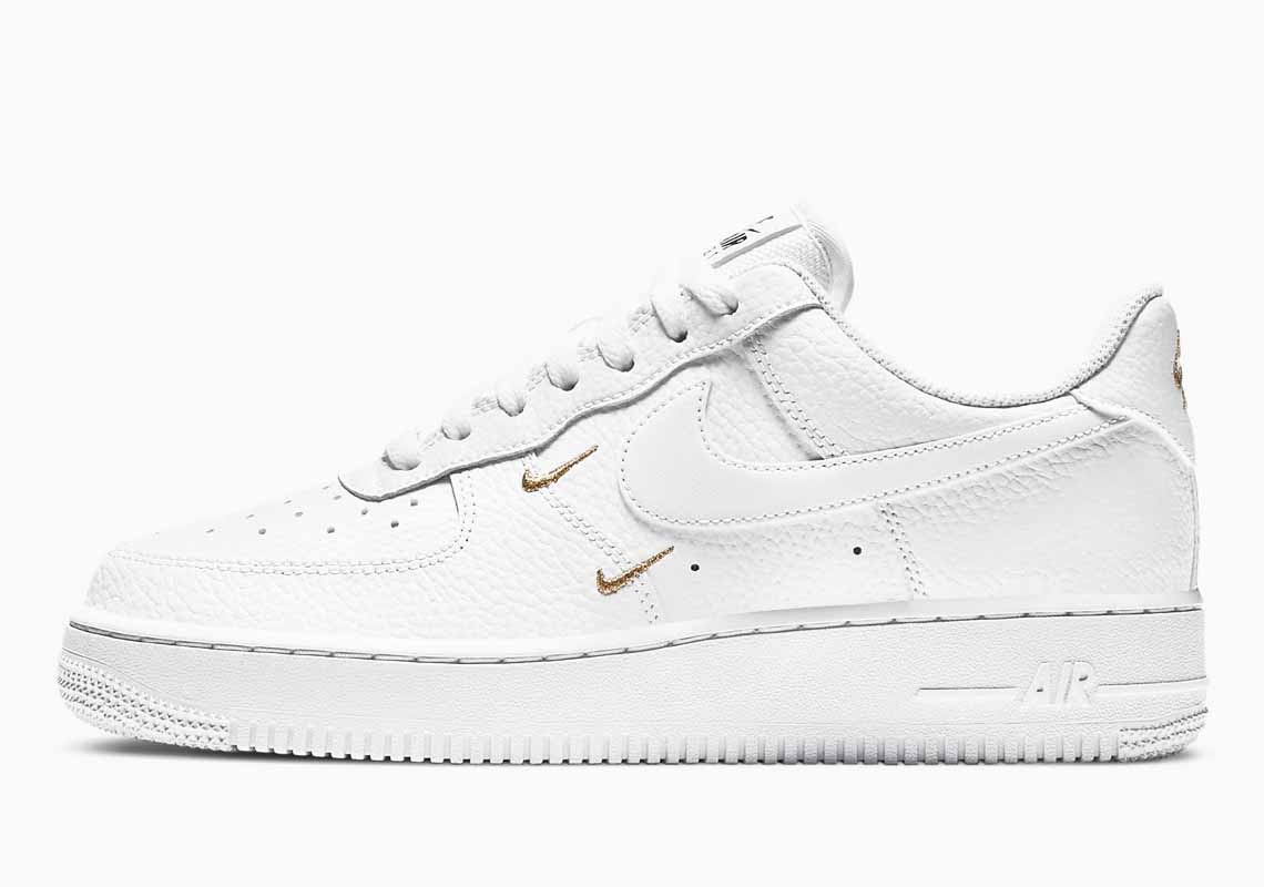 Nike Air Force 1 07 Essential Hombre y Mujer
