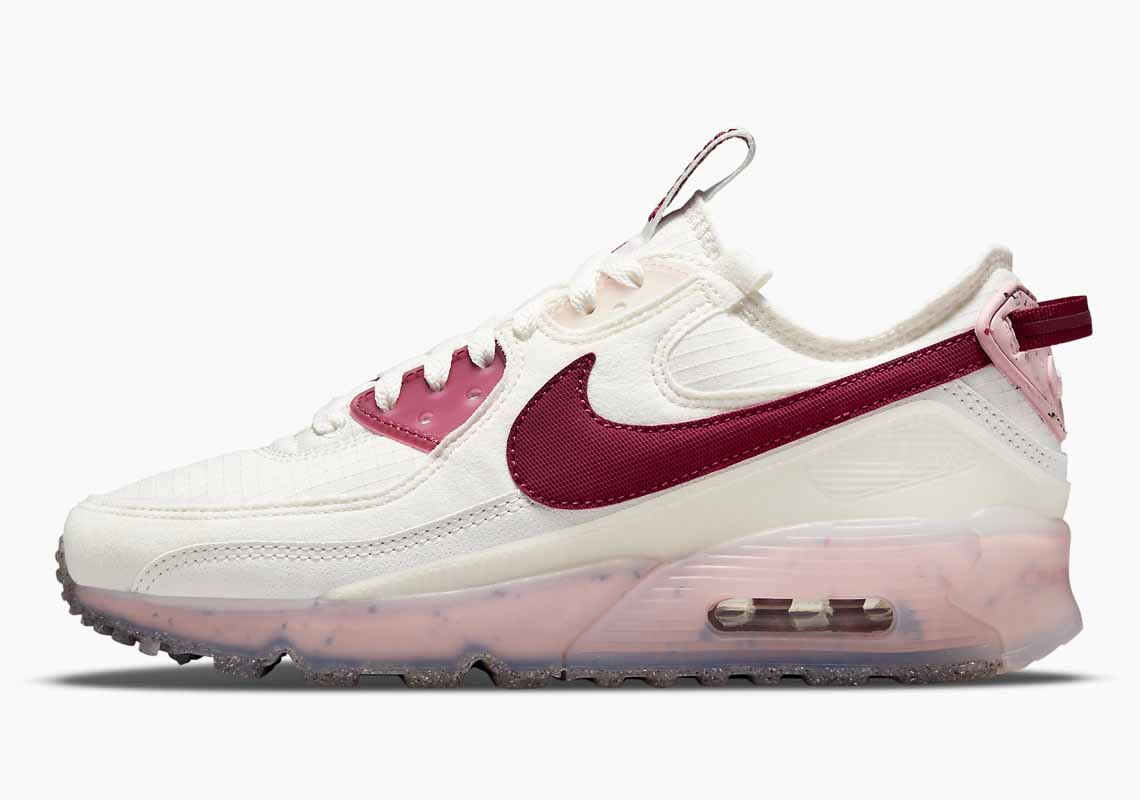 Nike Air Max 90 Terrascape Mujer “Pomegranate” DC9450-100